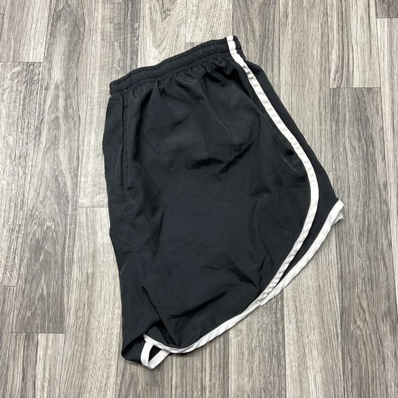 NIKE Pants - NIKE Stretch Waist Black Activewear Athletic Shorts Women's Size Medium
